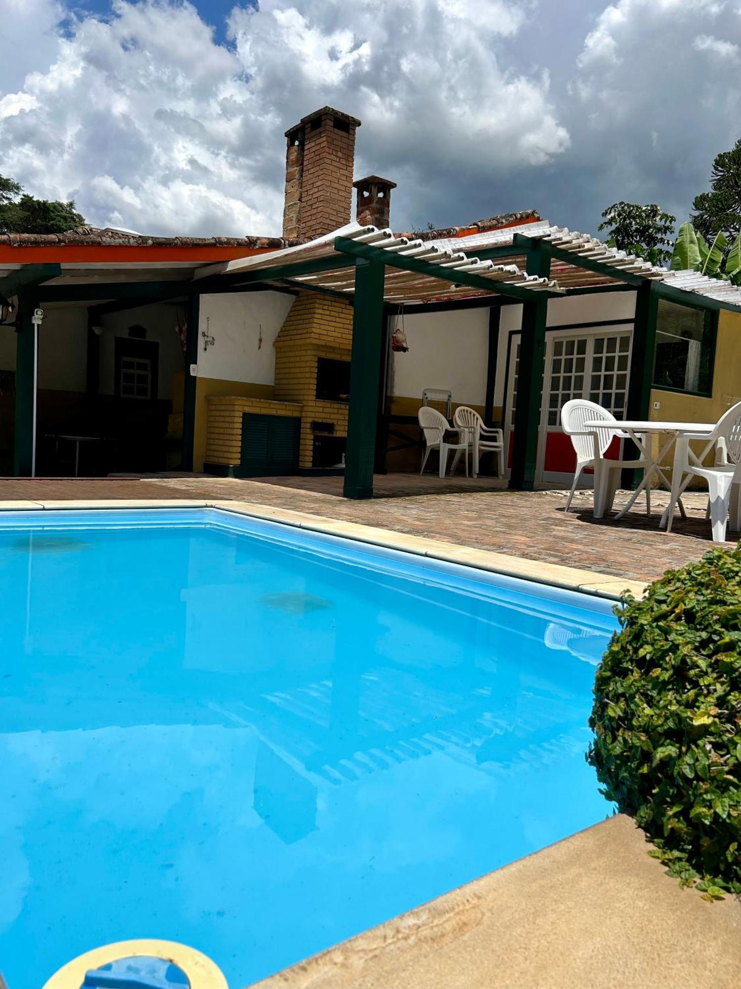 Pousada Chales Da Casa Centenaria Santo Antônio do Pinhal Buitenkant foto