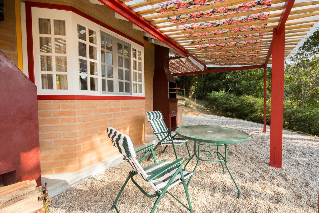 Pousada Chales Da Casa Centenaria Santo Antônio do Pinhal Buitenkant foto