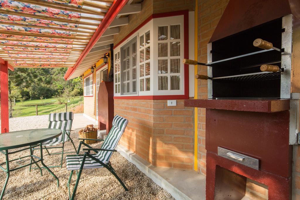 Pousada Chales Da Casa Centenaria Santo Antônio do Pinhal Buitenkant foto