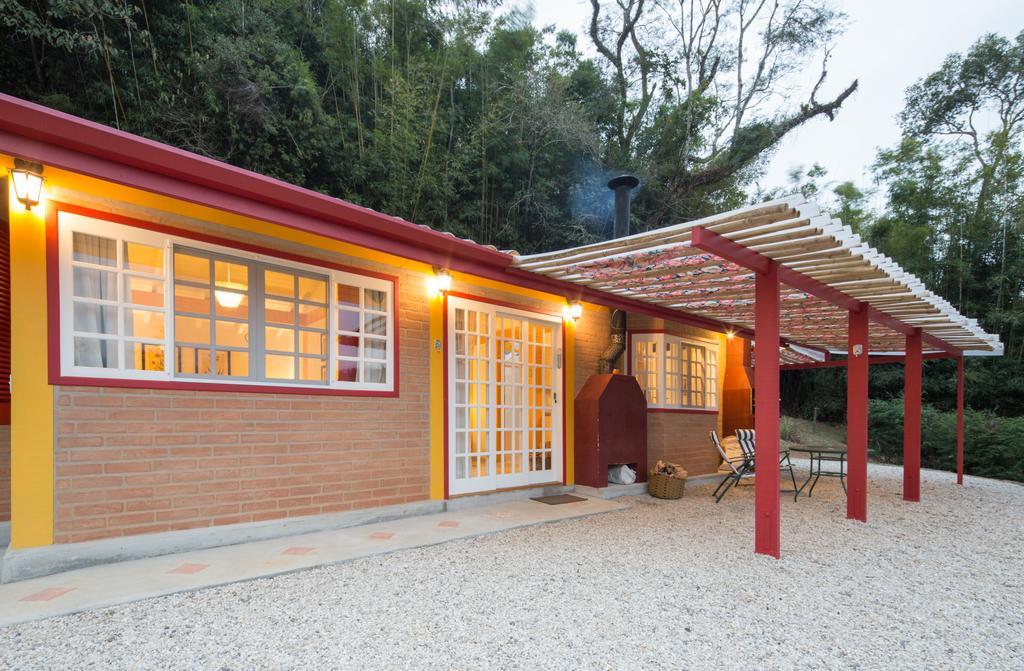 Pousada Chales Da Casa Centenaria Santo Antônio do Pinhal Buitenkant foto