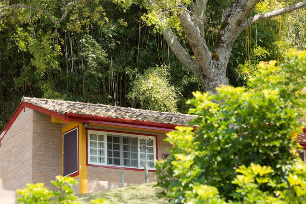 Pousada Chales Da Casa Centenaria Santo Antônio do Pinhal Buitenkant foto