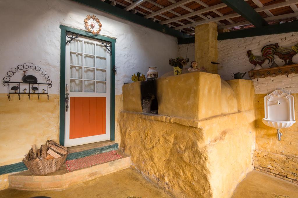 Pousada Chales Da Casa Centenaria Santo Antônio do Pinhal Buitenkant foto
